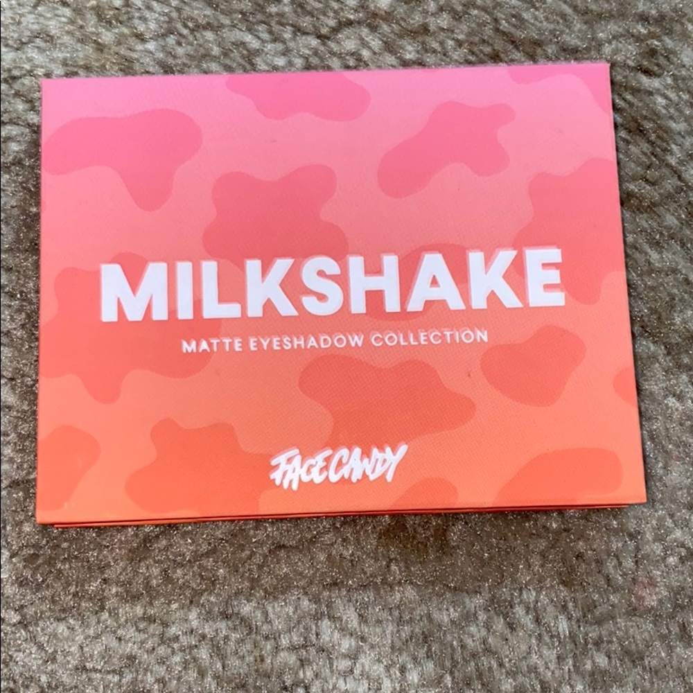 Face candy milkshake eye palette